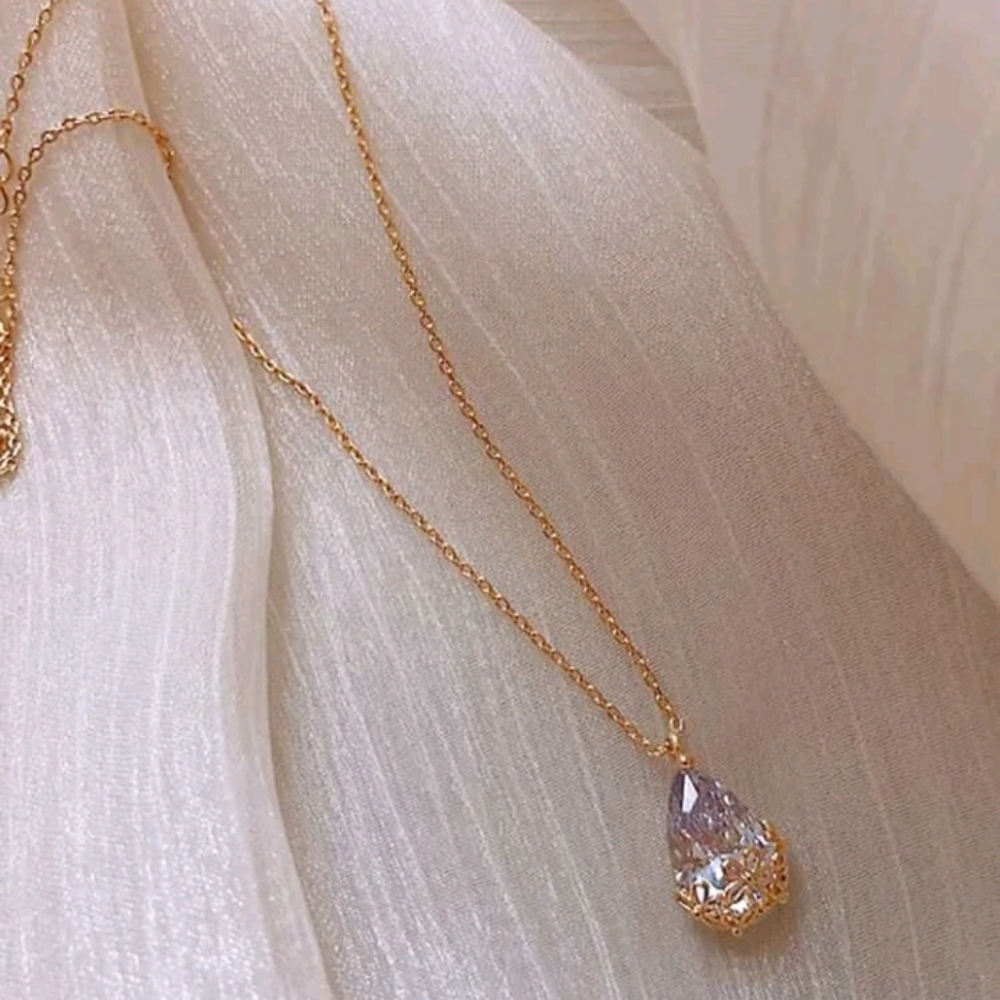 Teardrop Necklace - Picture 3 of 5